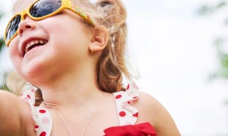lunettes de soleil pour bébé