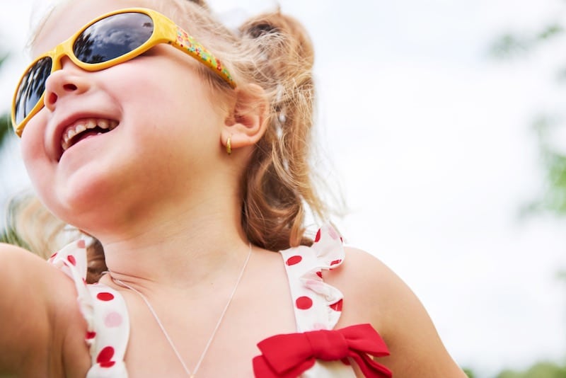 lunettes de soleil pour bébé