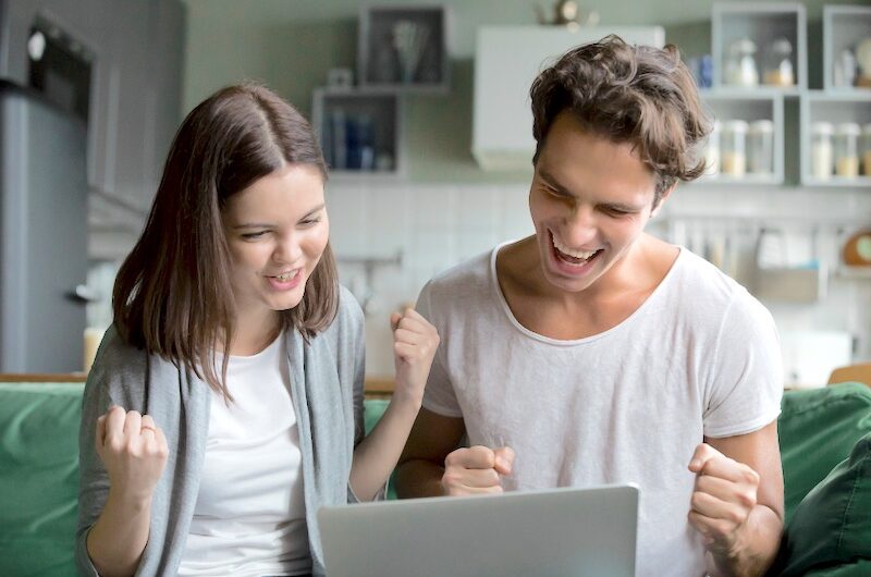 Prêt Étudiant : Quelles options d’accès avec une banque en ligne ?