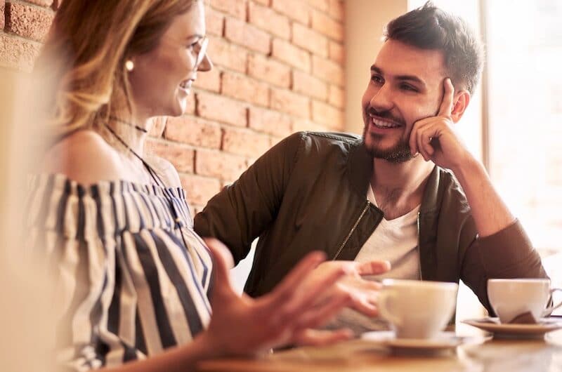 Le Regard dans la Séduction : Les conseils de nos experts