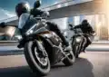 Magazine moto avec motos et essais techniques modernes